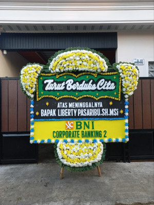 Papan Bunga Duka di Cirangkong